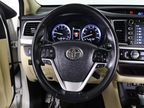 2017 Toyota Highlander Limited in Grand Forks, ND - Rydell Cars
