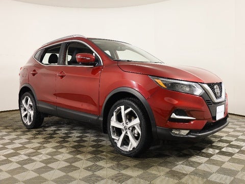 2021 Nissan Rogue Sport SL in Grand Forks, ND - Rydell Cars