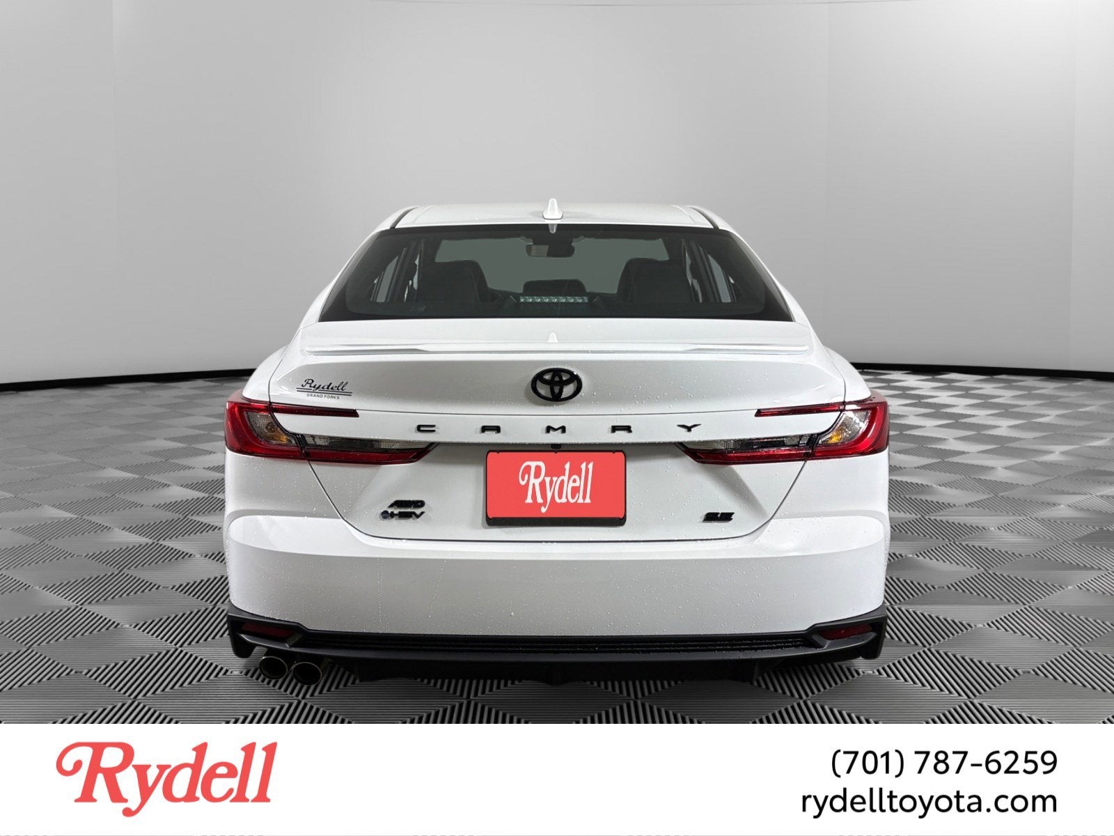 2026 Toyota Camry SE AWD