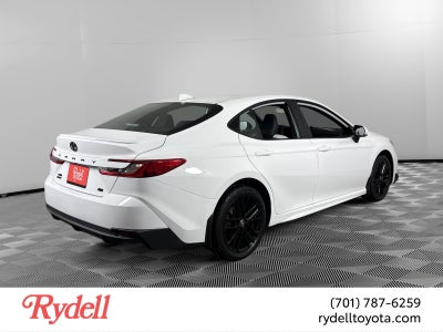 2026 Toyota Camry SE AWD