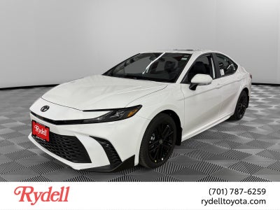 2026 Toyota Camry SE AWD