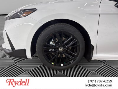 2026 Toyota Camry SE AWD