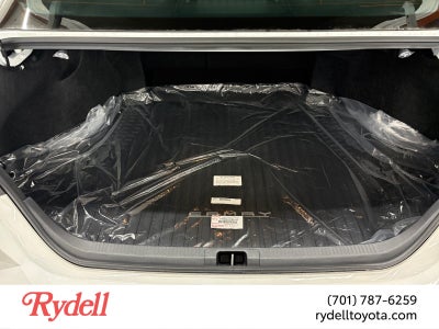 2026 Toyota Camry SE AWD