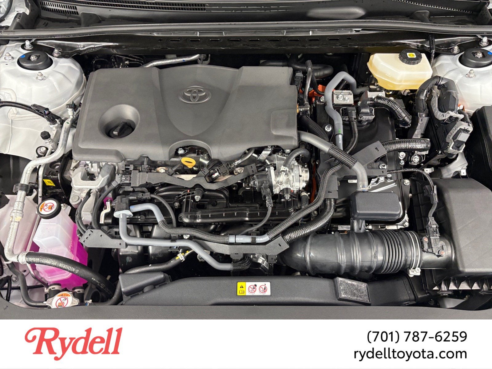 2026 Toyota Camry SE AWD