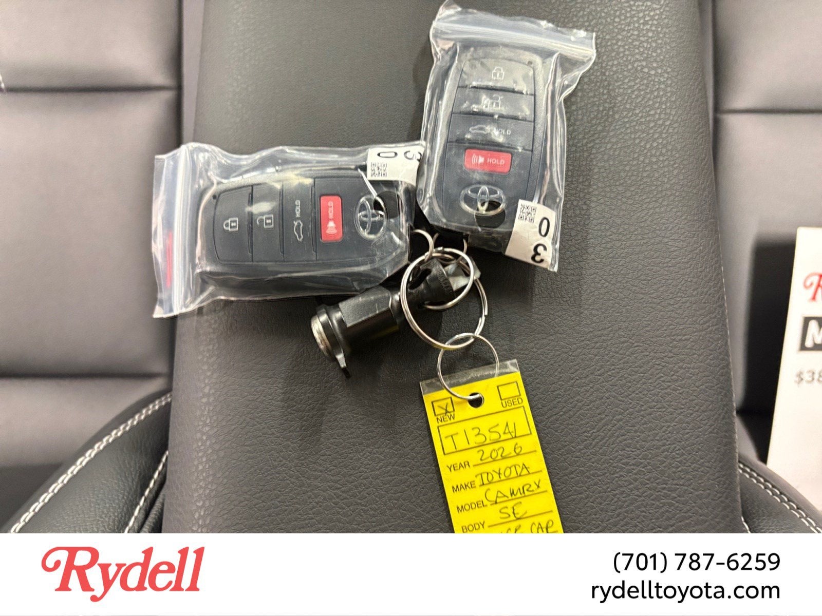 2026 Toyota Camry SE AWD