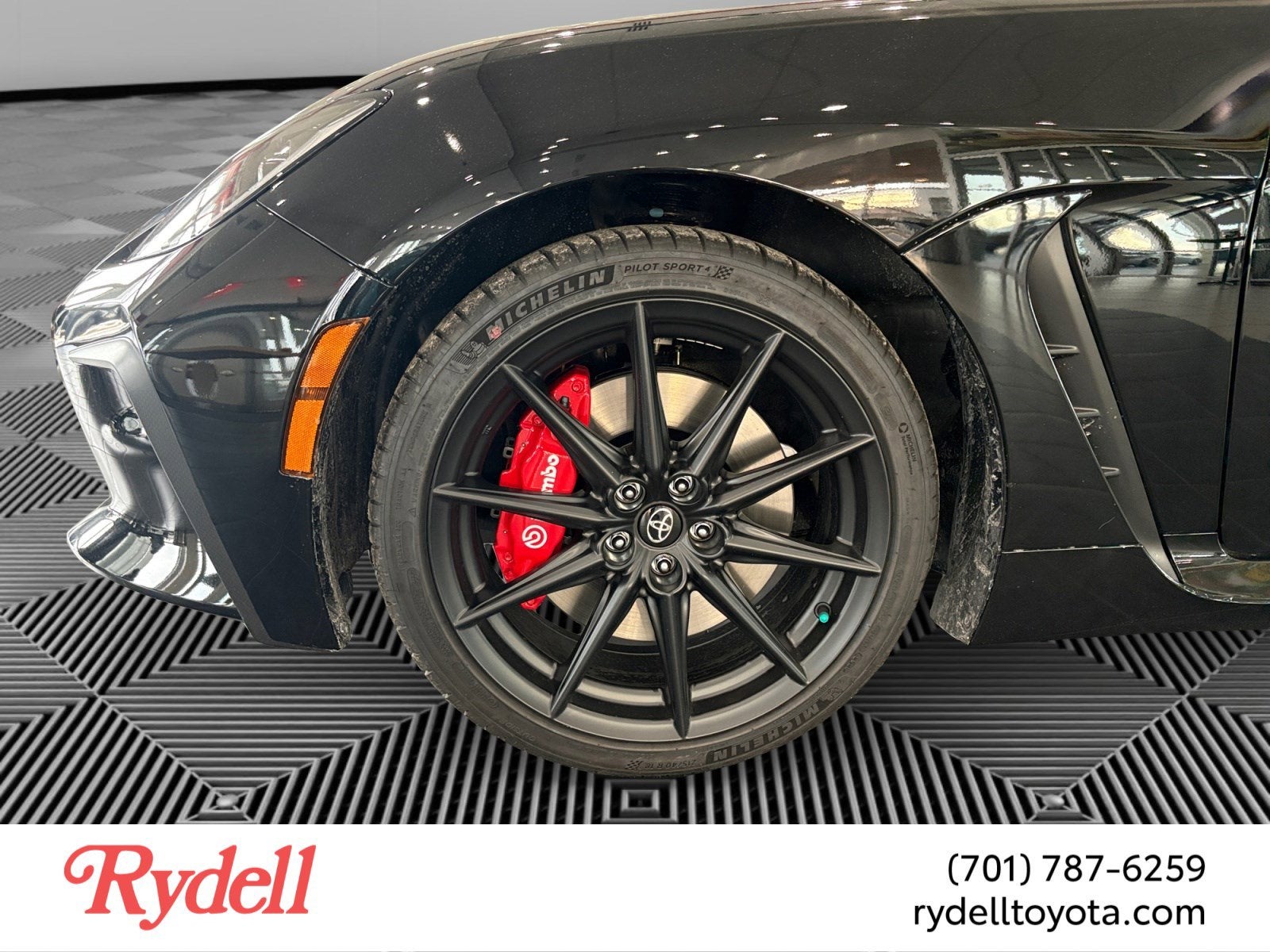 2026 Toyota GR86 Premium MT