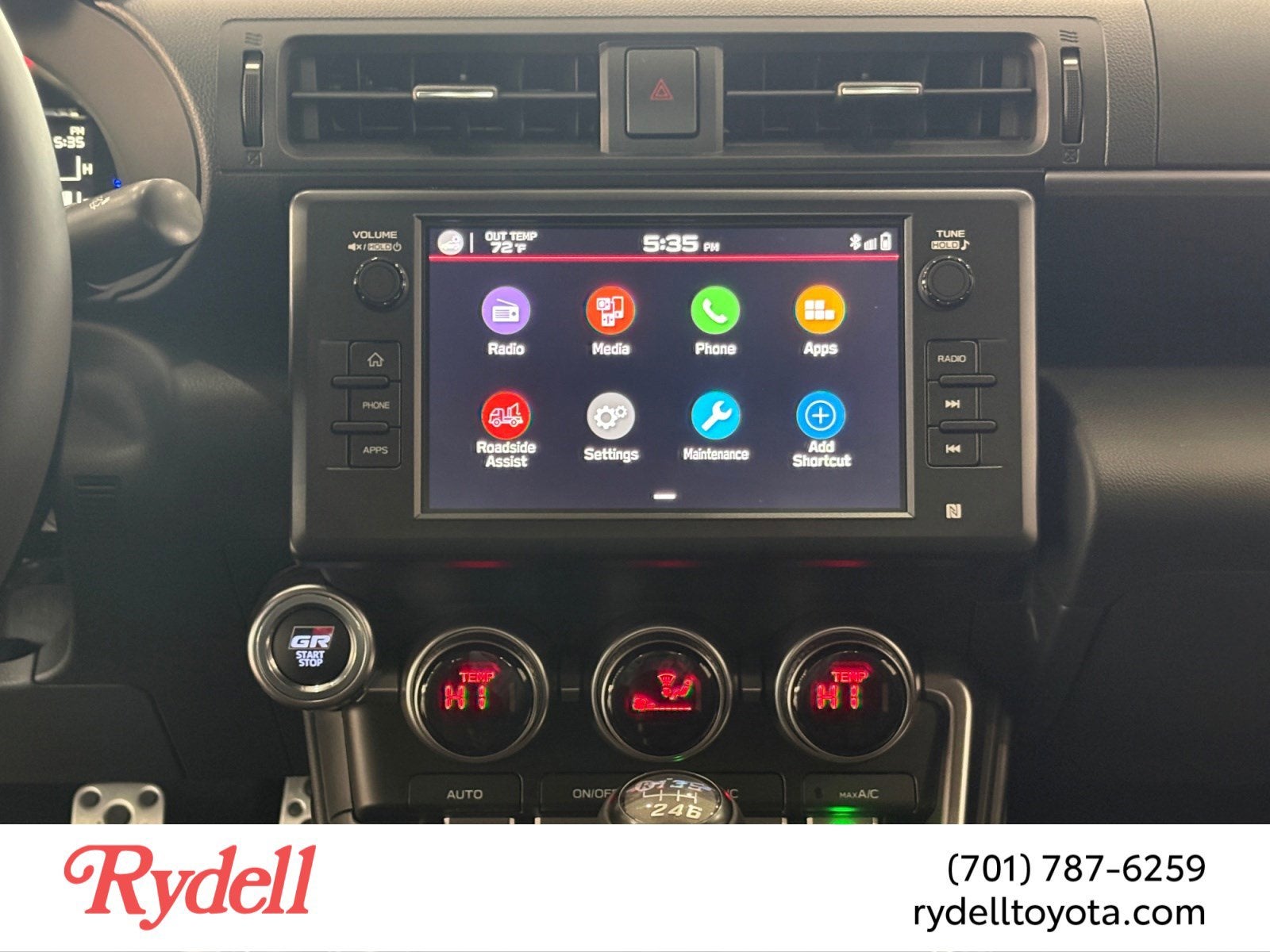 2026 Toyota GR86 Premium MT