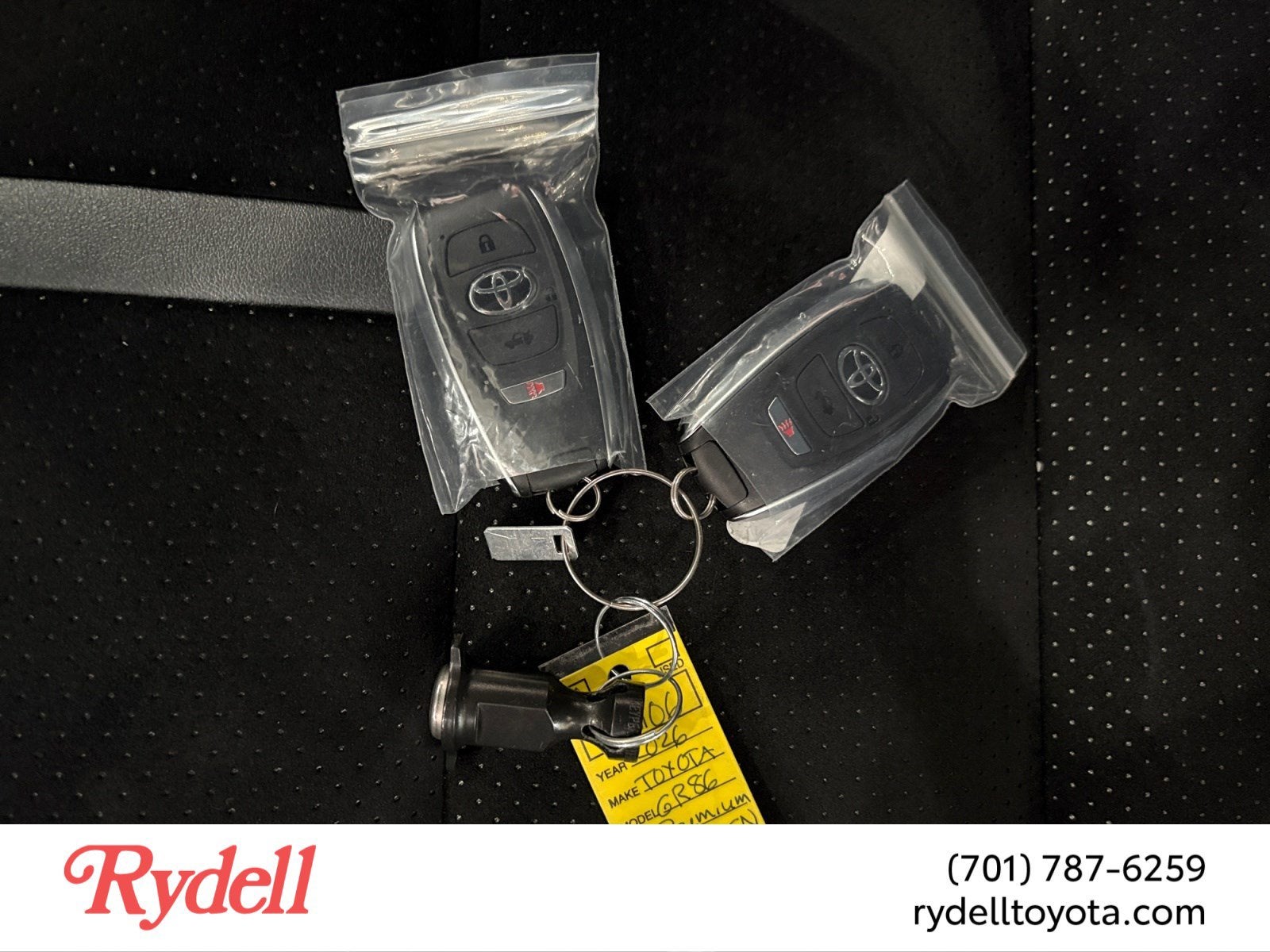 2026 Toyota GR86 Premium MT