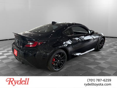 2026 Toyota GR86 Premium MT