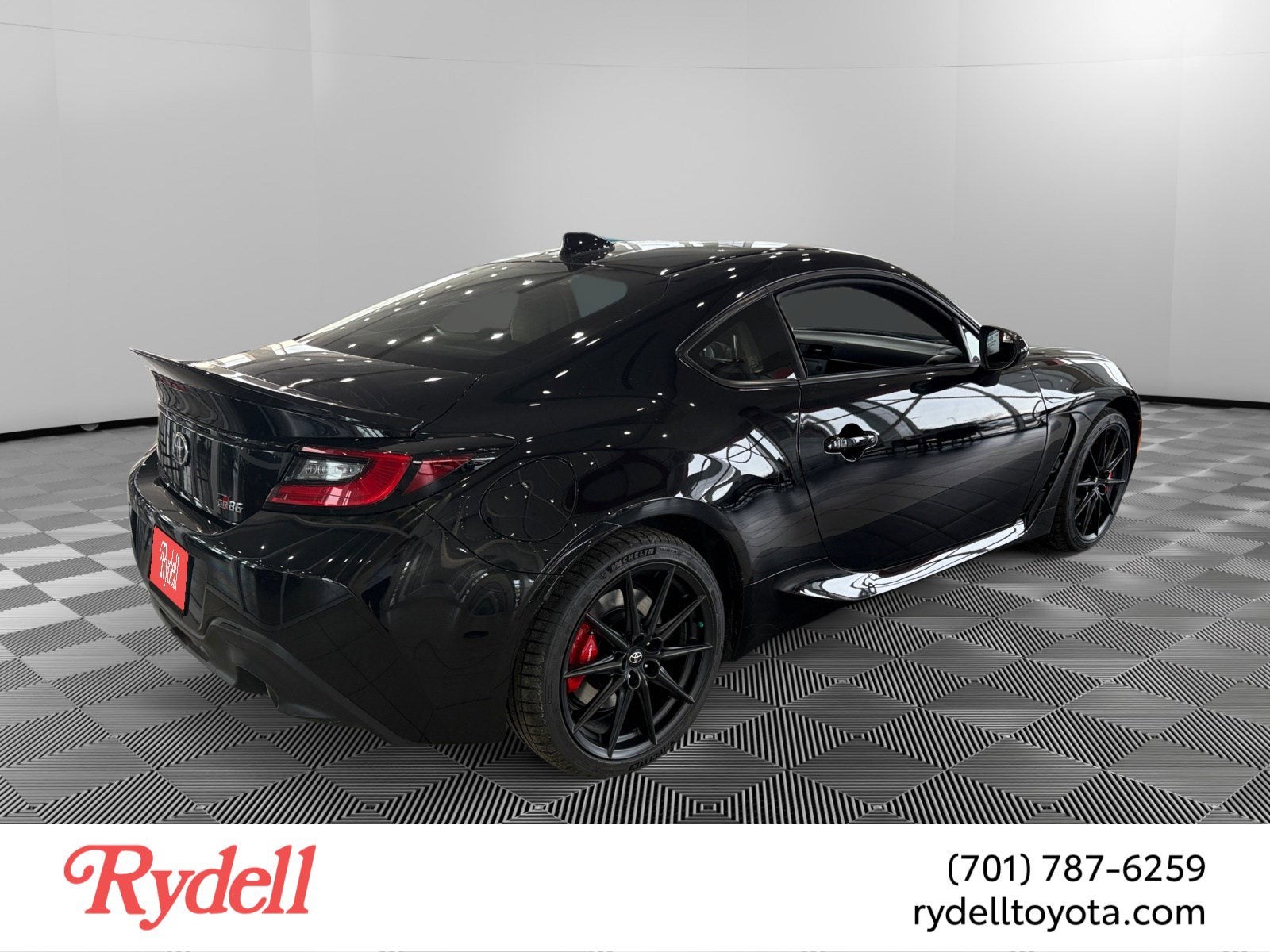 2026 Toyota GR86 Premium MT