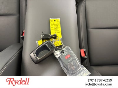 2025 Toyota Toyota Crown Signia Limited