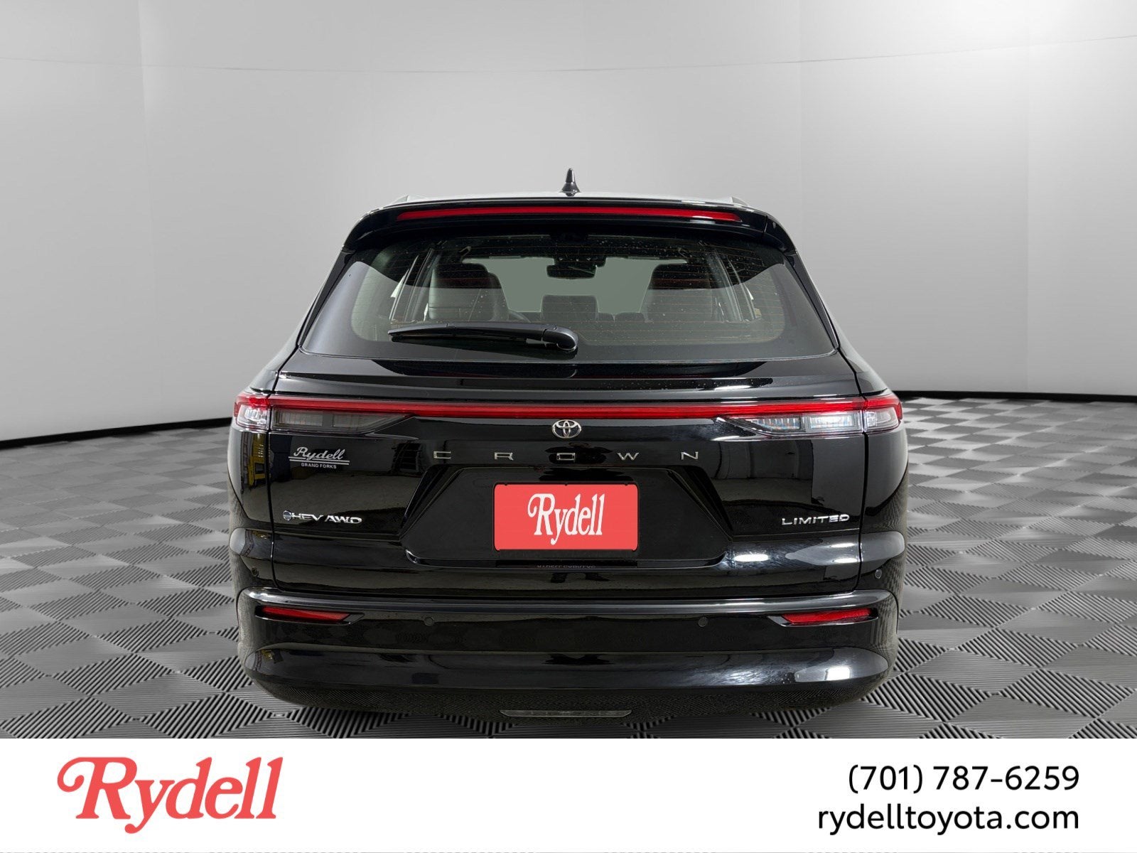 2025 Toyota Toyota Crown Signia Limited