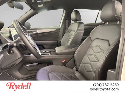 2025 Volkswagen Atlas Cross Sport 2.0T SE w/Technology