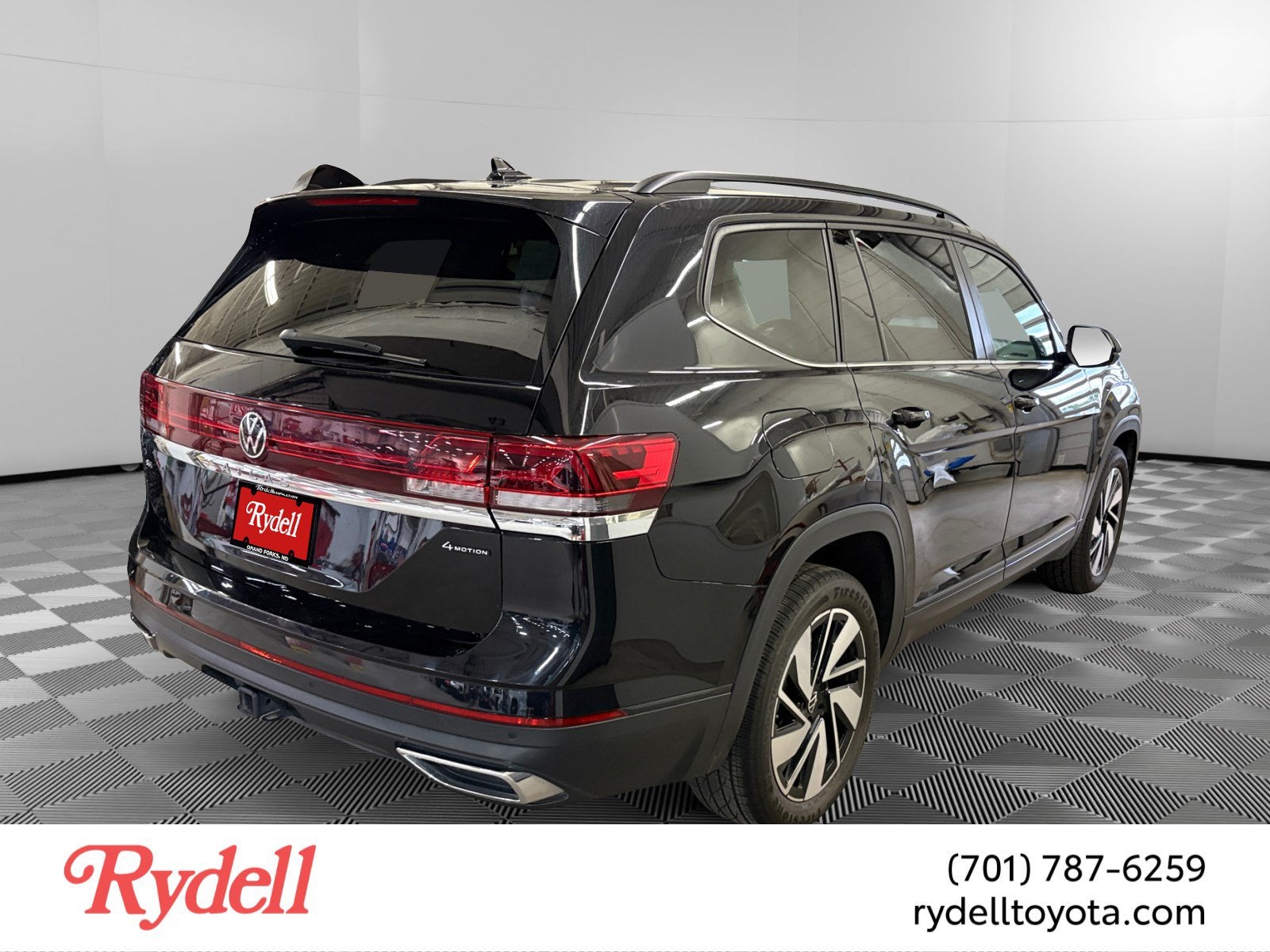 2024 Volkswagen Atlas 2.0T SE w/Technology