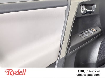 2017 Toyota RAV4 XLE