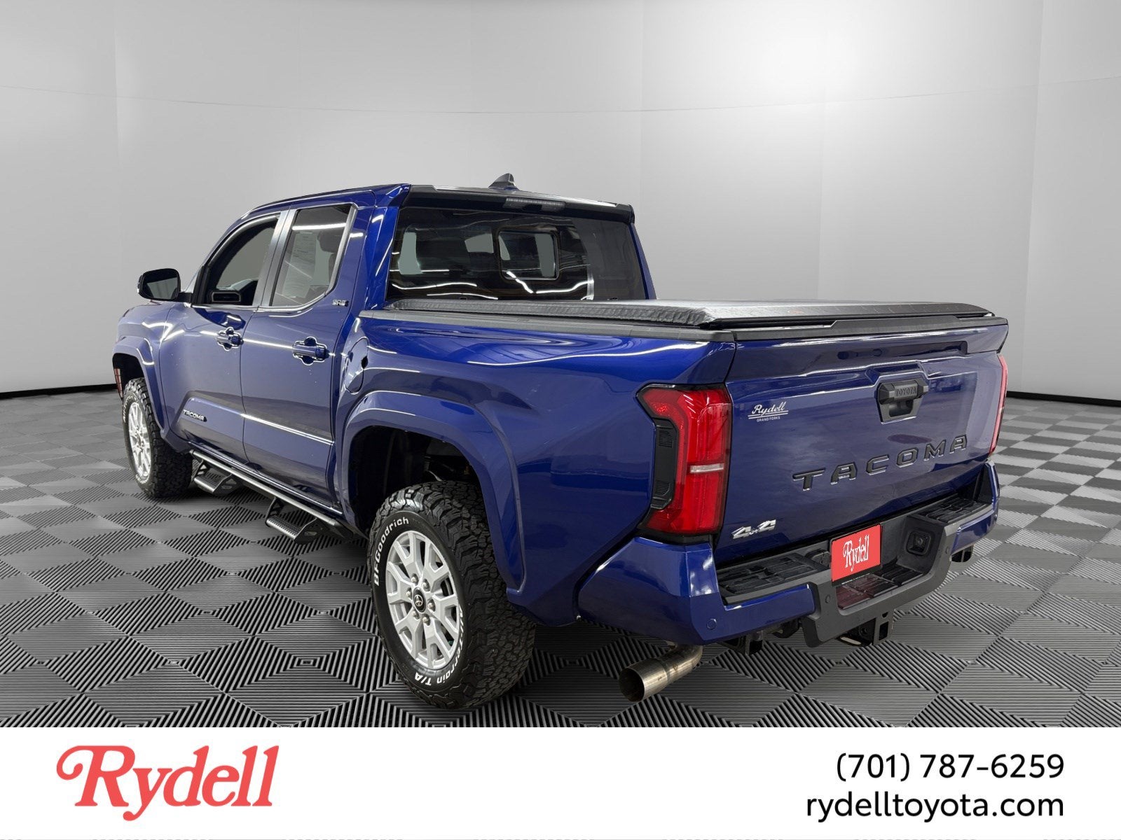 2024 Toyota Tacoma 4WD SR5