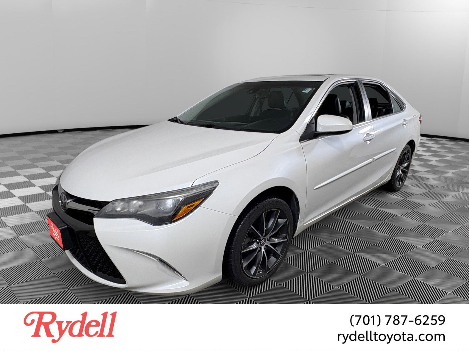 2015 Toyota Camry XSE