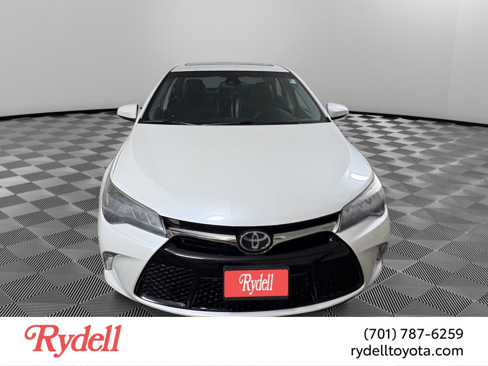 2015 Toyota Camry XSE