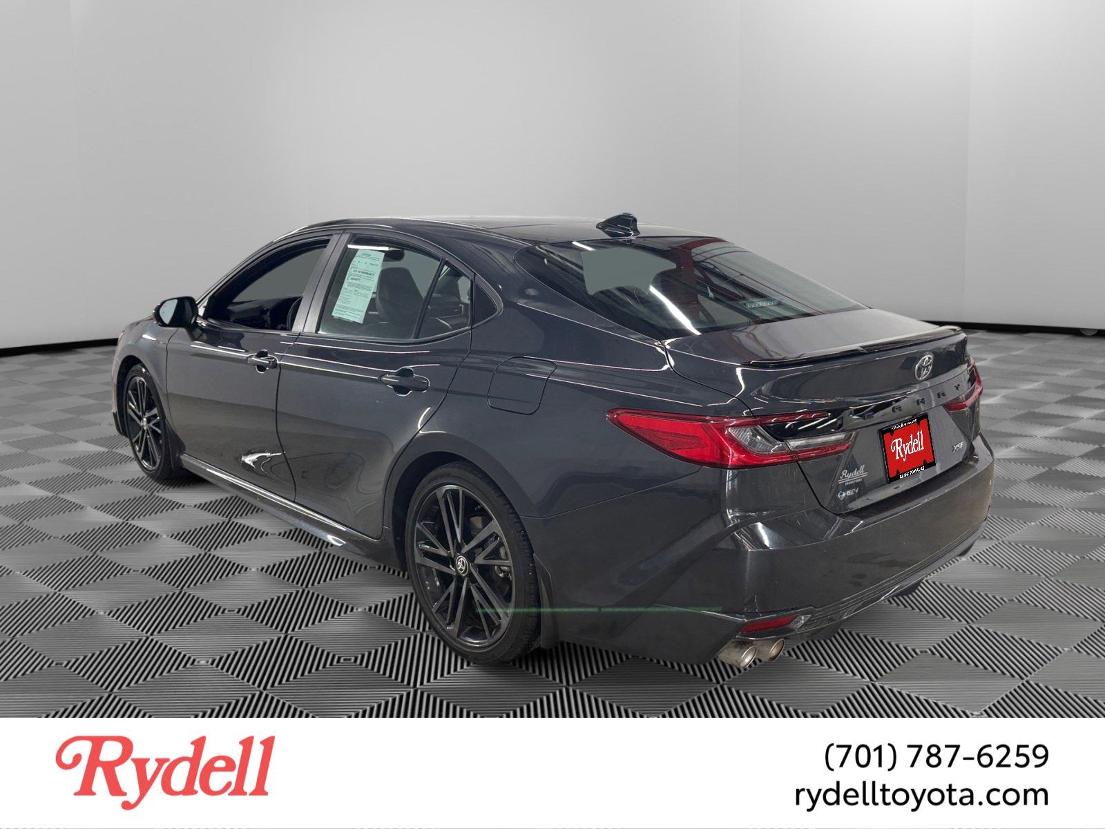 2025 Toyota Camry XSE Hyb