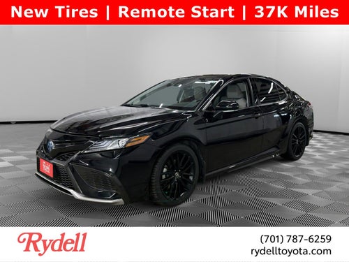 2022 Toyota Camry Hybrid XSE