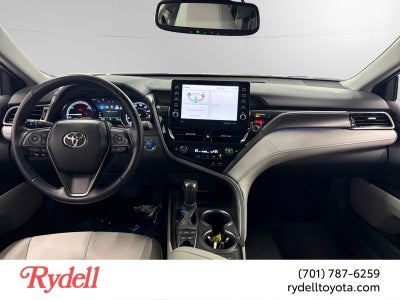 2022 Toyota Camry Hybrid XSE