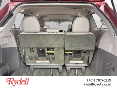 2017 Toyota Sienna XLE