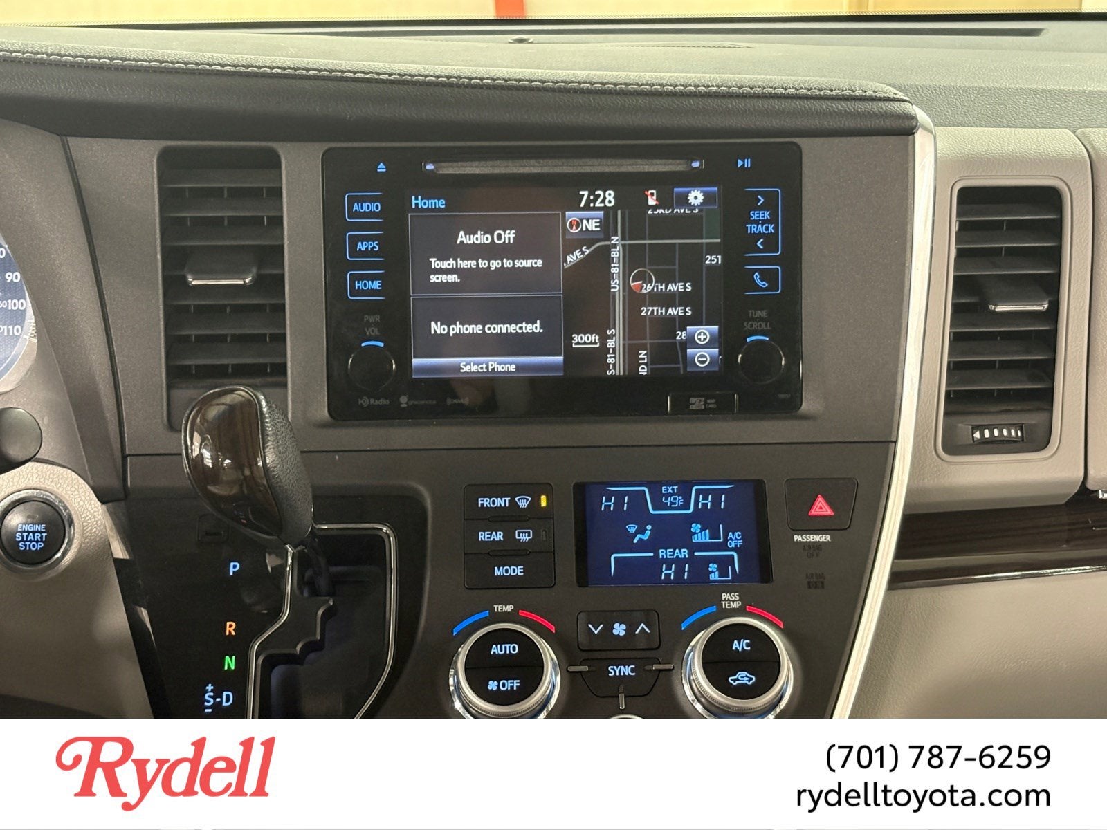 2017 Toyota Sienna XLE