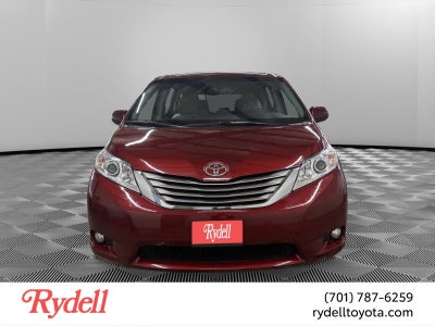 2017 Toyota Sienna XLE