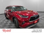 2021 Toyota Highlander Hybrid Platinum