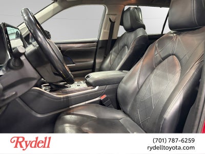 2021 Toyota Highlander Hybrid Platinum