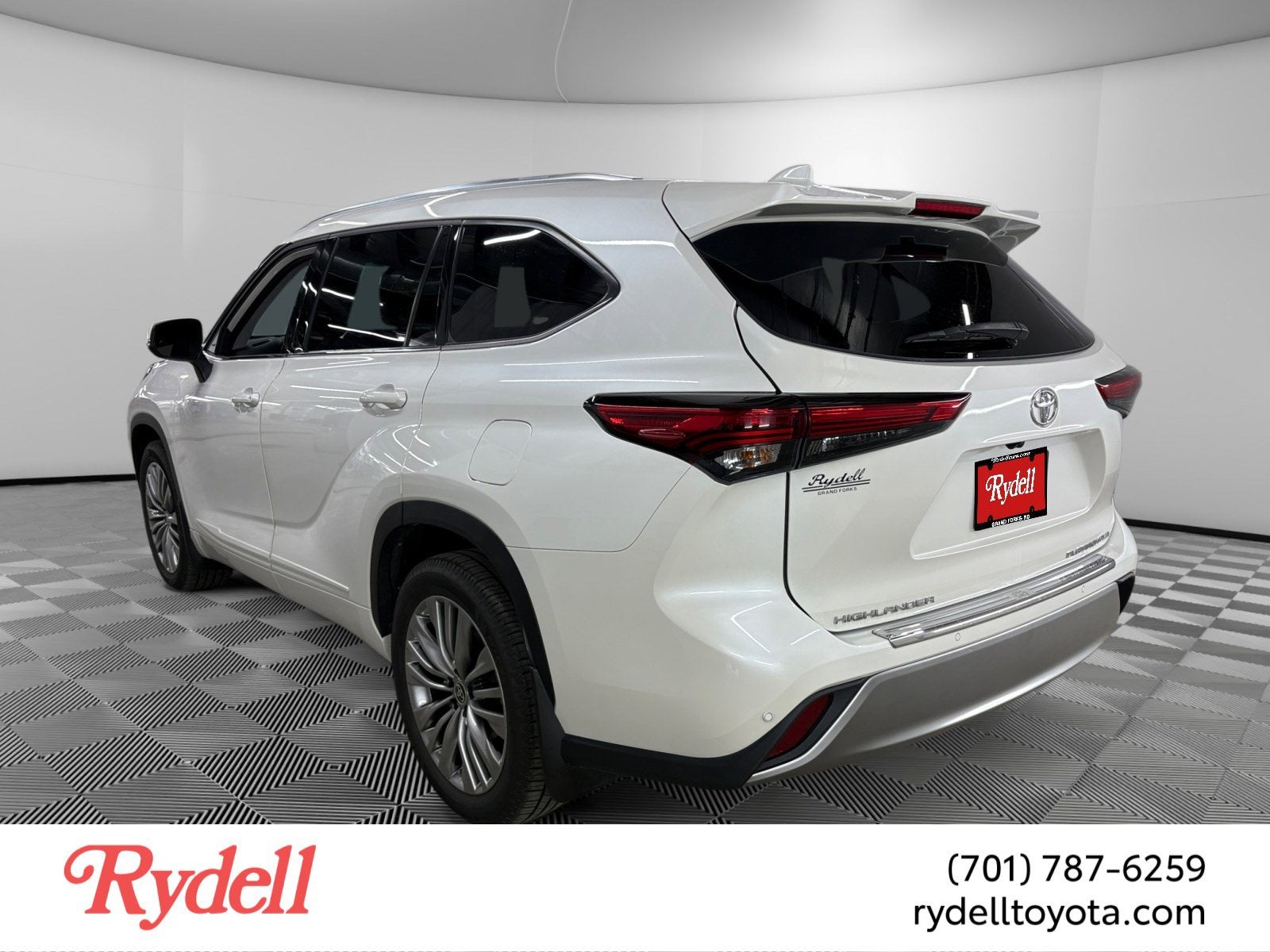 2021 Toyota Highlander Platinum