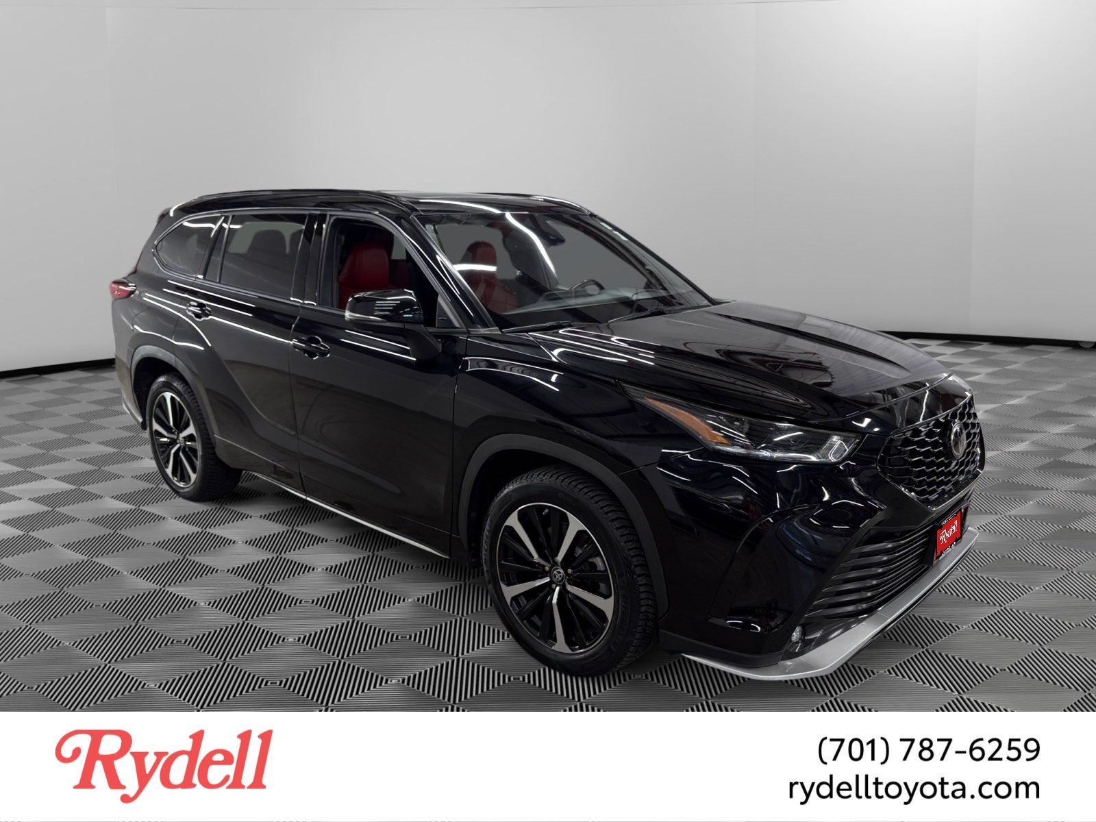 2022 Toyota Highlander XSE