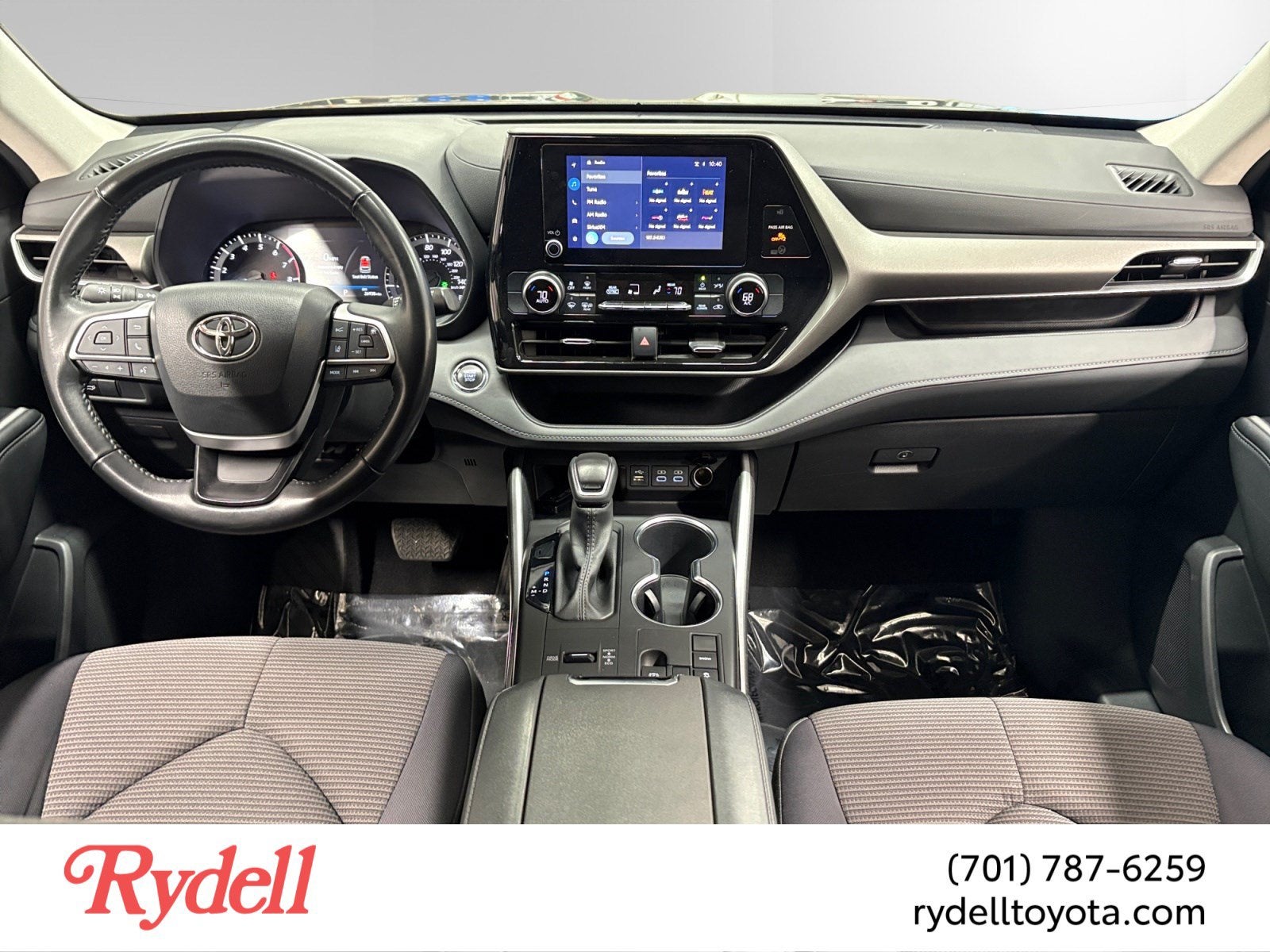 2023 Toyota Highlander LE