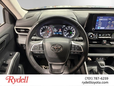 2023 Toyota Highlander LE