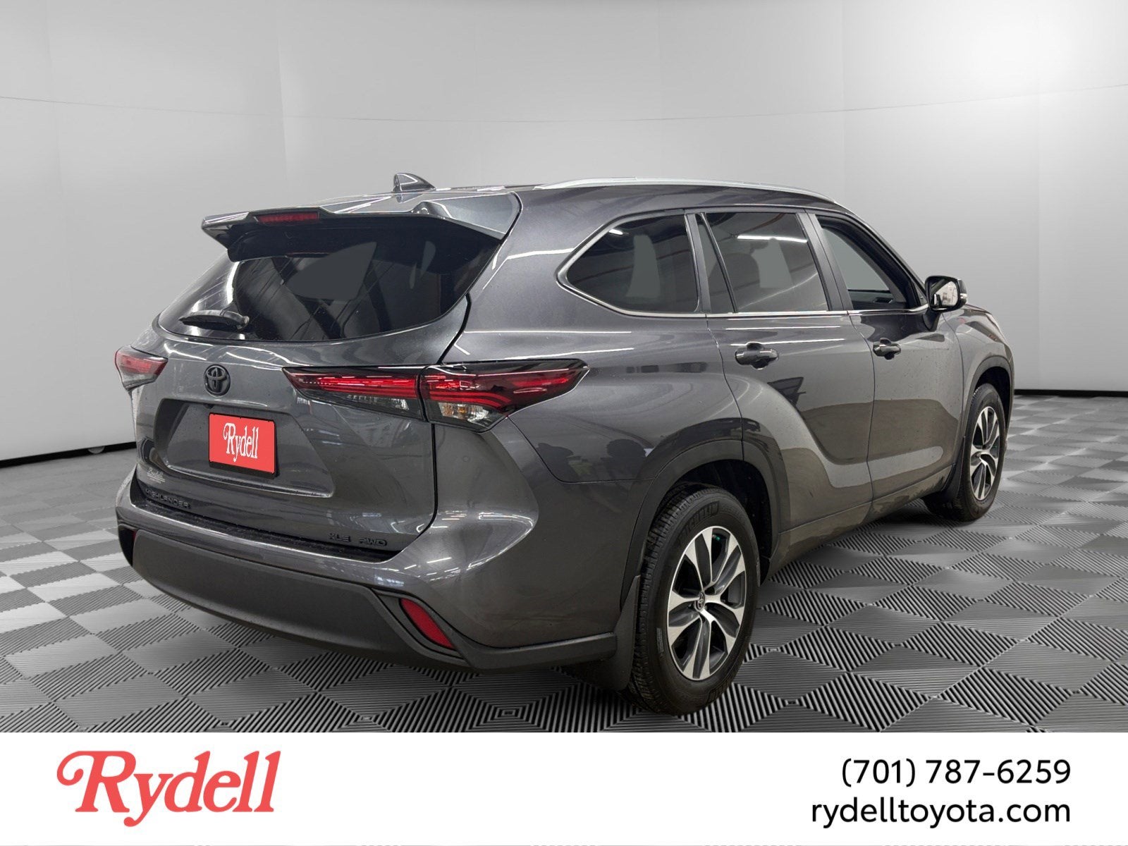 2024 Toyota Highlander XLE