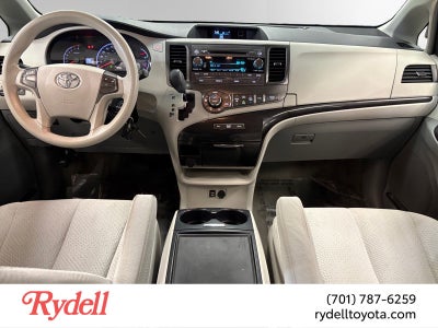 2013 Toyota Sienna LE