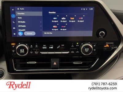 2024 Toyota Highlander Hybrid Limited
