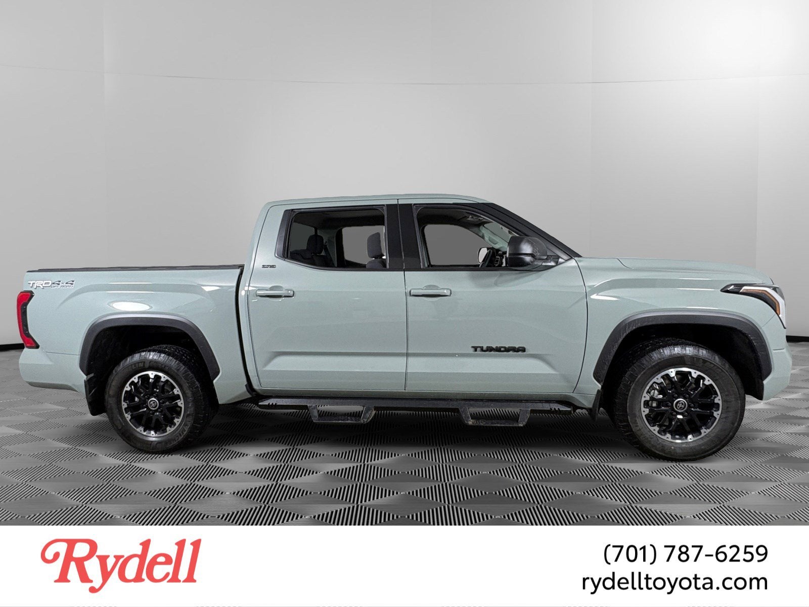 2023 Toyota Tundra 4WD SR5