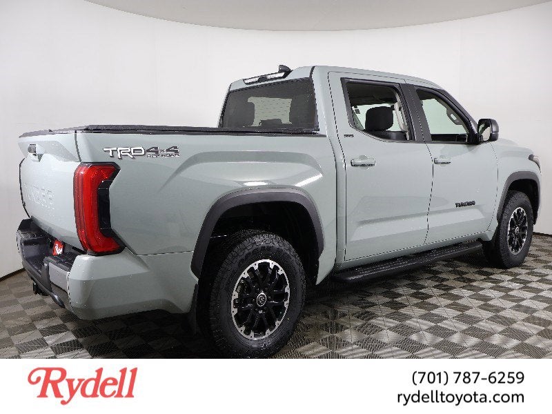 2024 Toyota Tundra 4WD SR5
