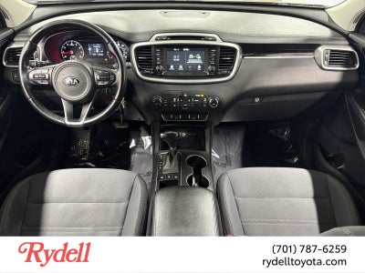 2017 Kia Sorento LX