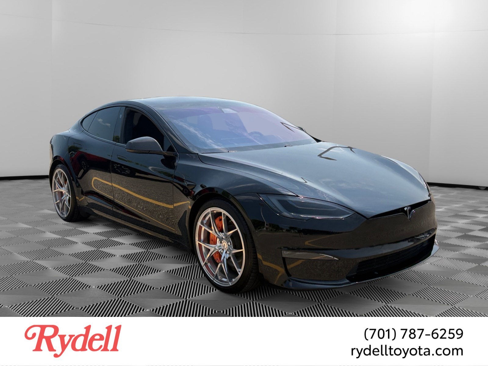 2021 Tesla Model S Plaid