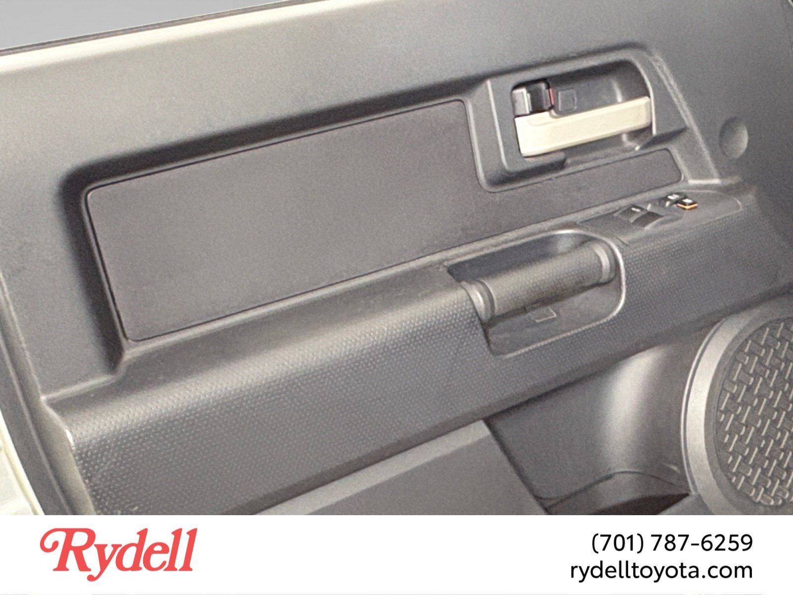 2011 Toyota FJ Cruiser 4WD 4dr Auto (Natl)