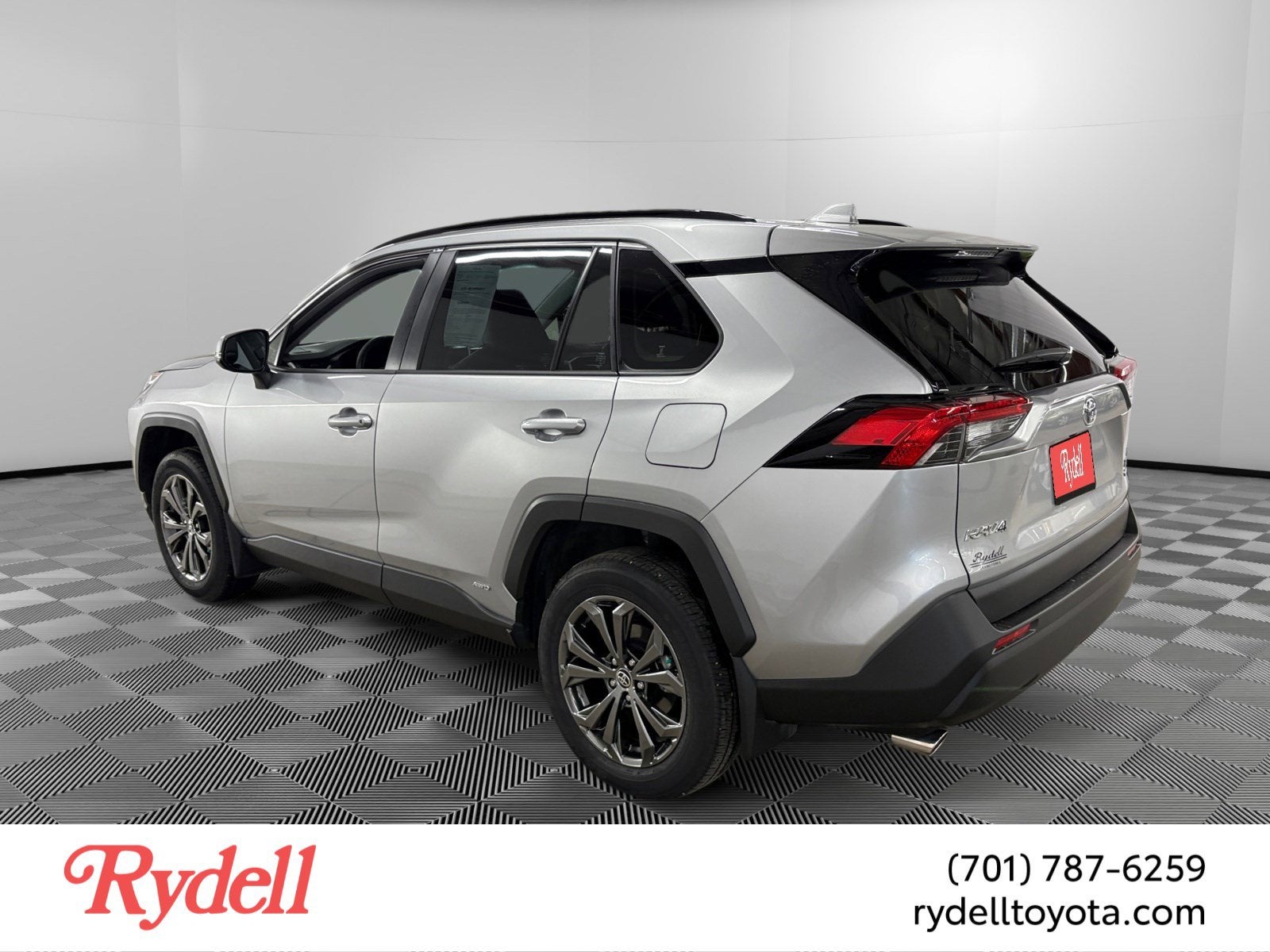 2025 Toyota RAV4 Hybrid XLE Premium