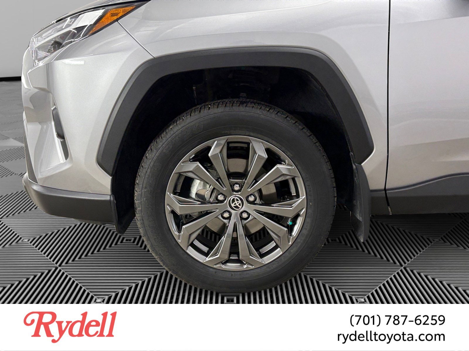 2025 Toyota RAV4 Hybrid XLE Premium