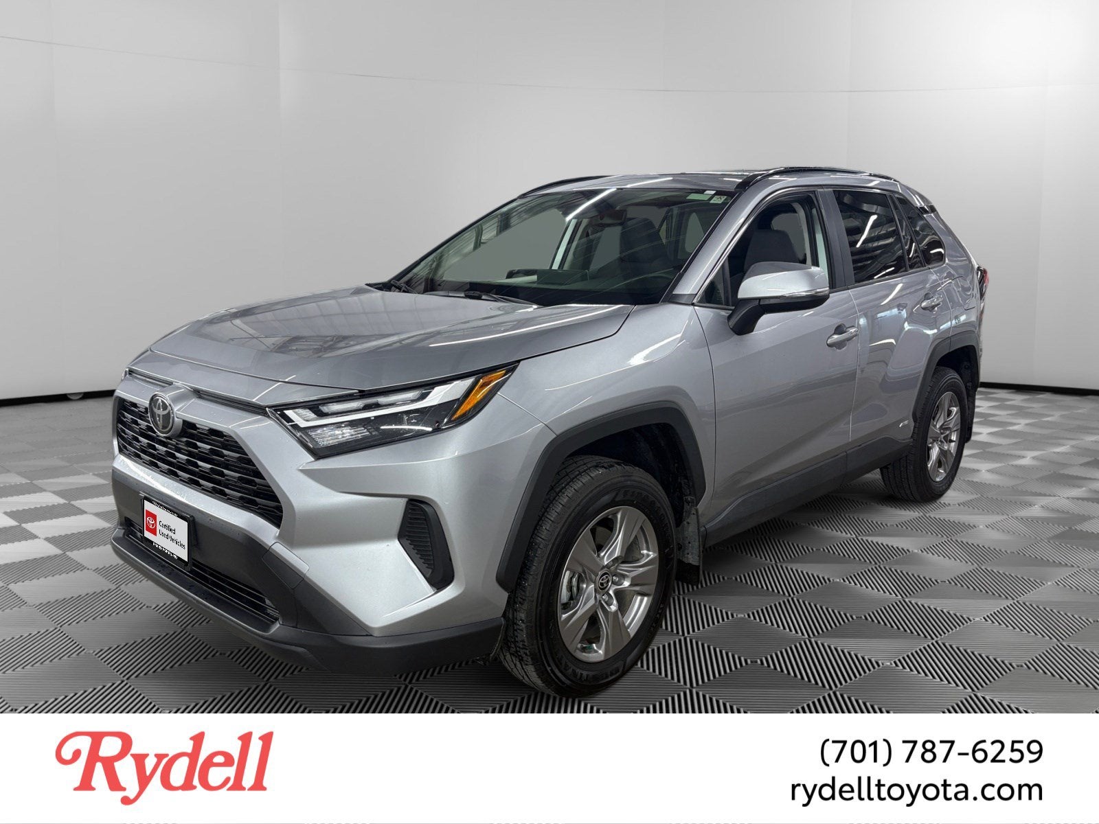 2025 Toyota RAV4 Hybrid XLE