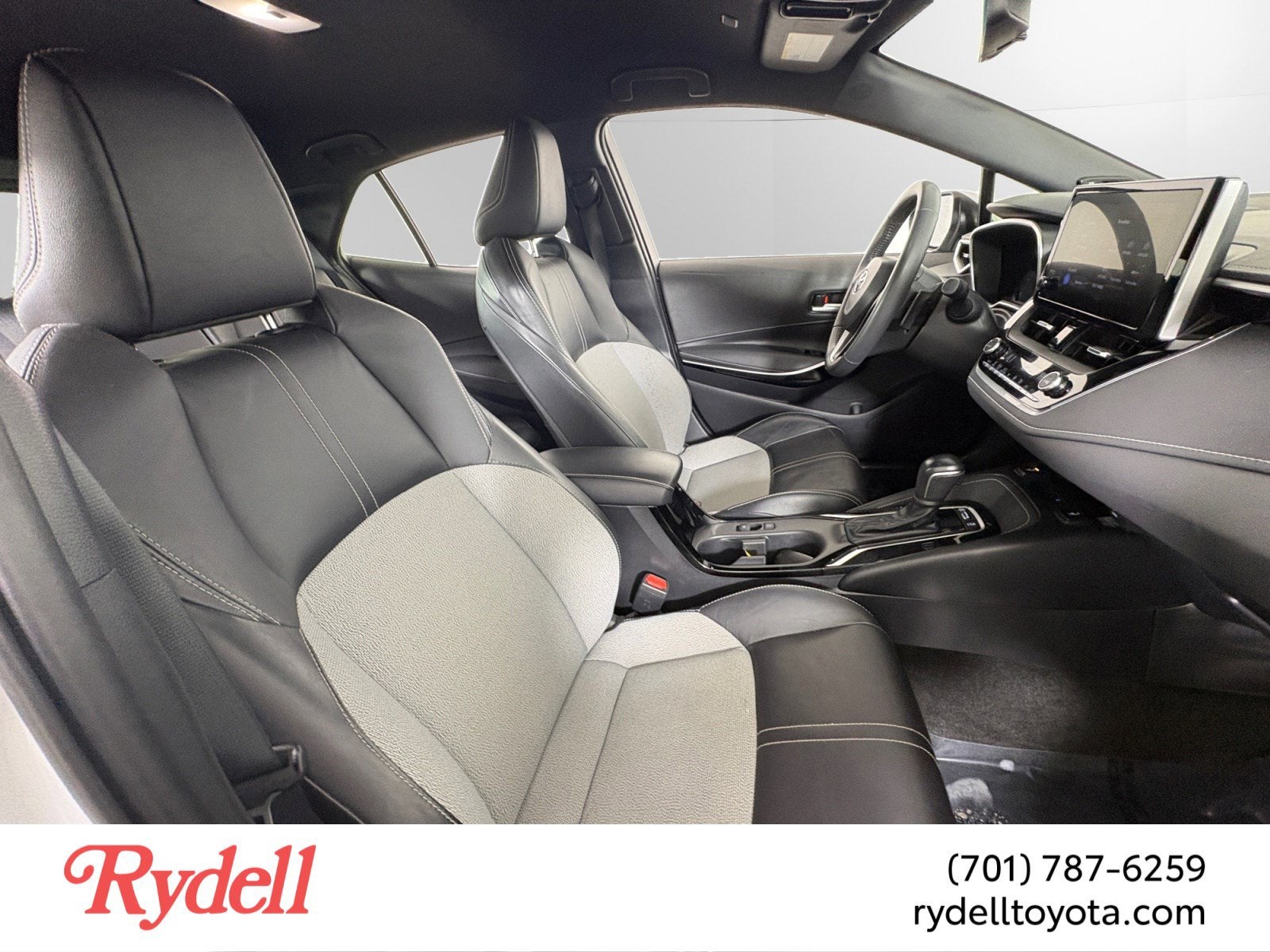 2023 Toyota Corolla Hatchback XSE