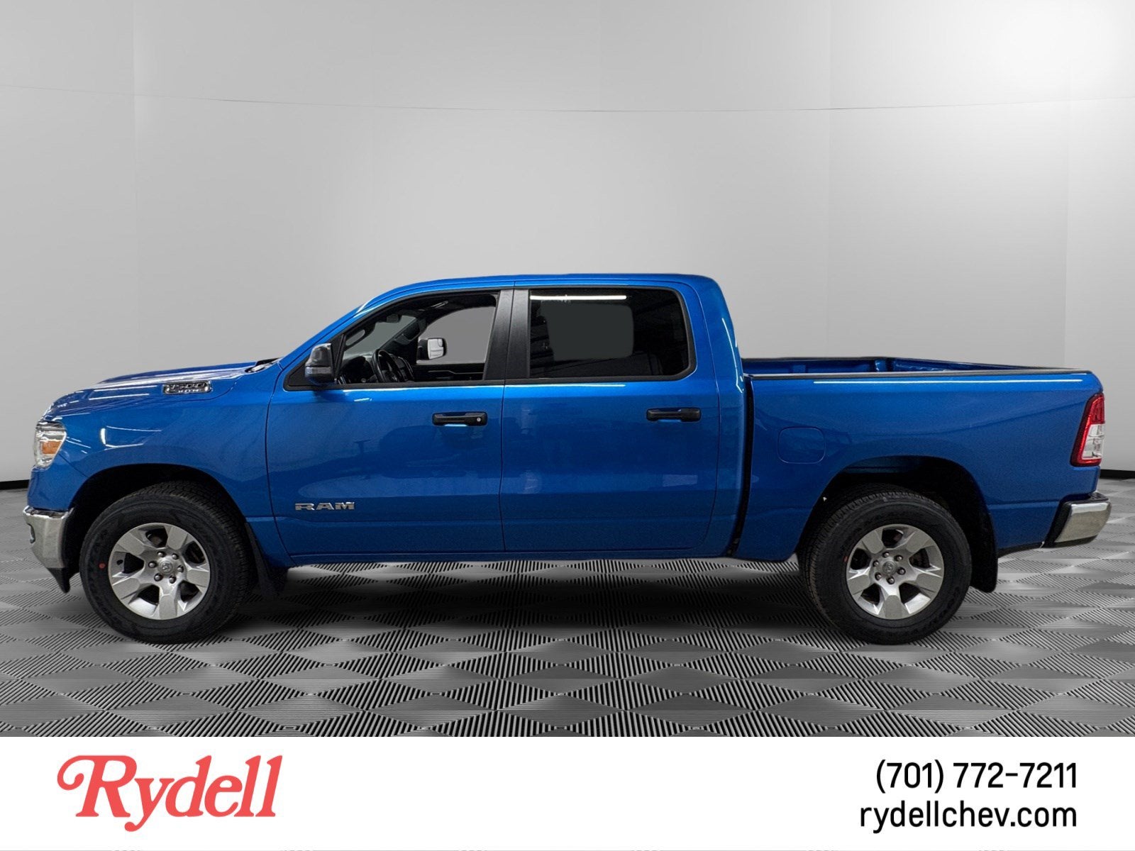 2024 RAM 1500 Big Horn Crew Cab 4x4 5'7" Box