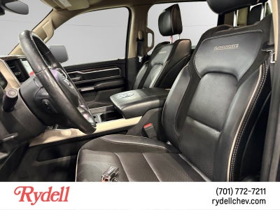 2020 RAM 1500 Laramie Crew Cab 4x4 5'7" Box