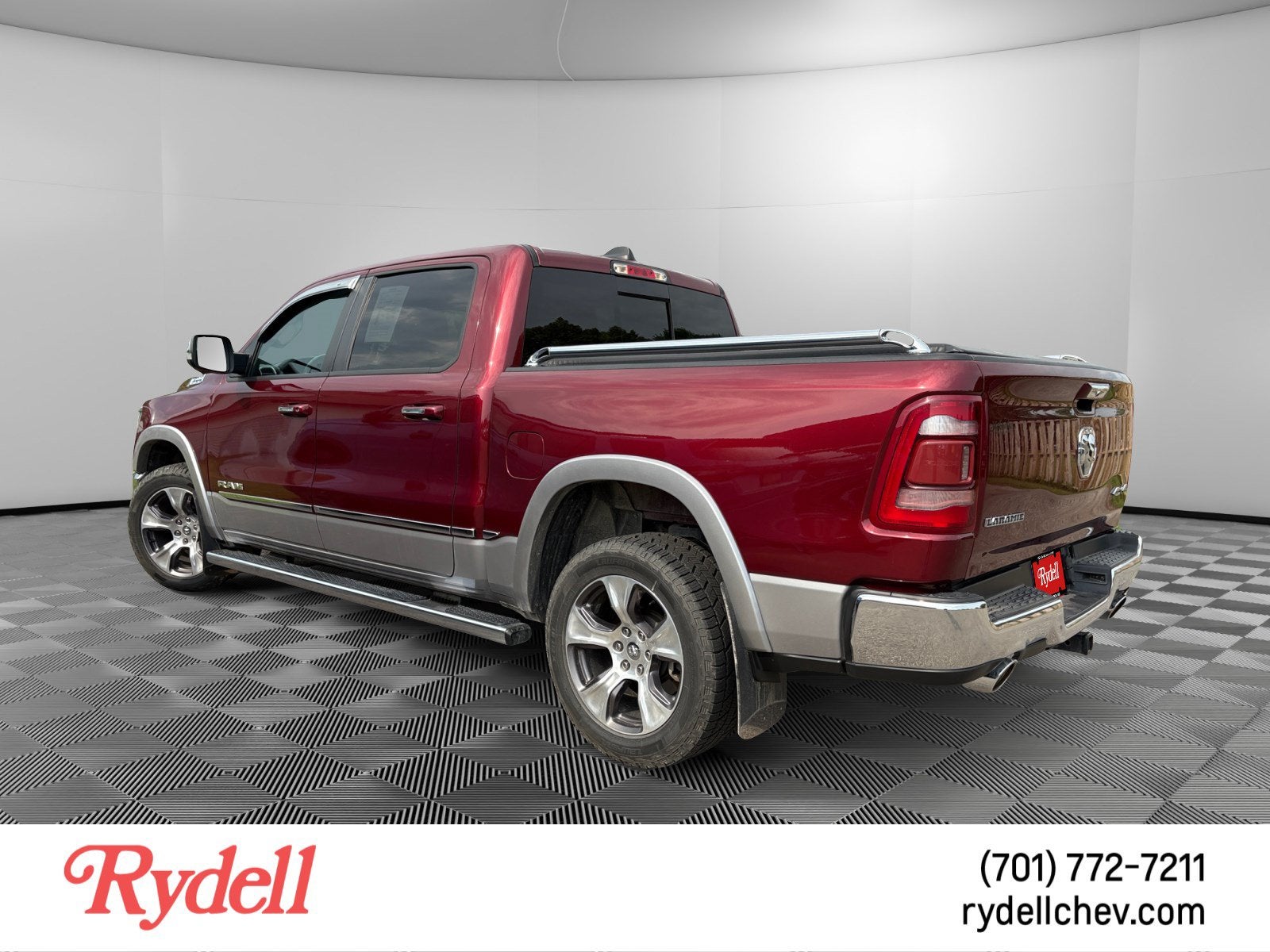 2021 RAM 1500 Laramie Crew Cab 4x4 5'7" Box