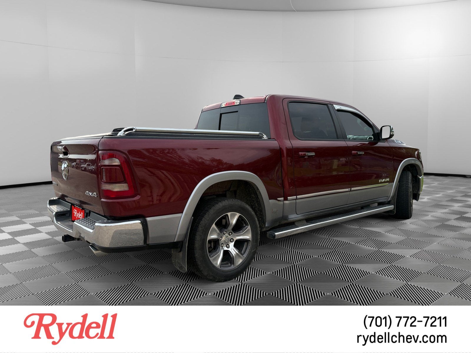 2021 RAM 1500 Laramie Crew Cab 4x4 5'7" Box